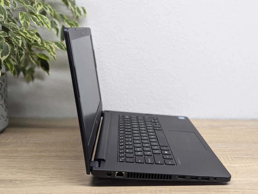 Ноутбук Б/В Dell Latitude 3470, Intel Core i5-6200U, DDR3 8 GB, SSD 128GB, 14" HD