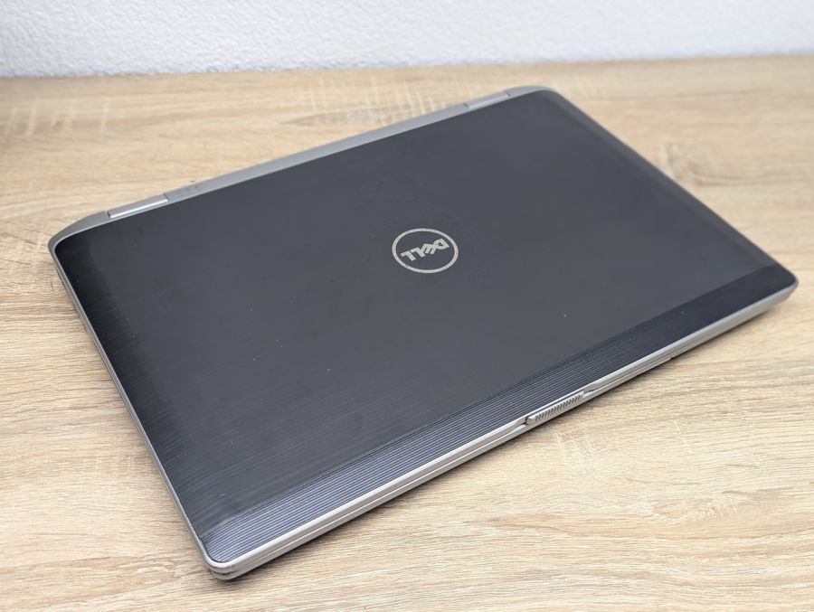 Ноутбук Б/В Dell Latitude E6530, Intel Core i5-3320M, DDR3 8GB, SSD 128GB, 15.6" HD
