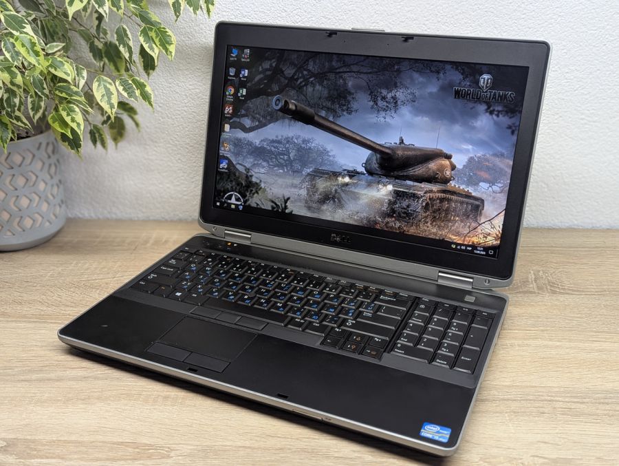 Ноутбук Б/В Dell Latitude E6530, Intel Core i5-3320M, DDR3 8 GB, SSD 128GB, 15.6" HD