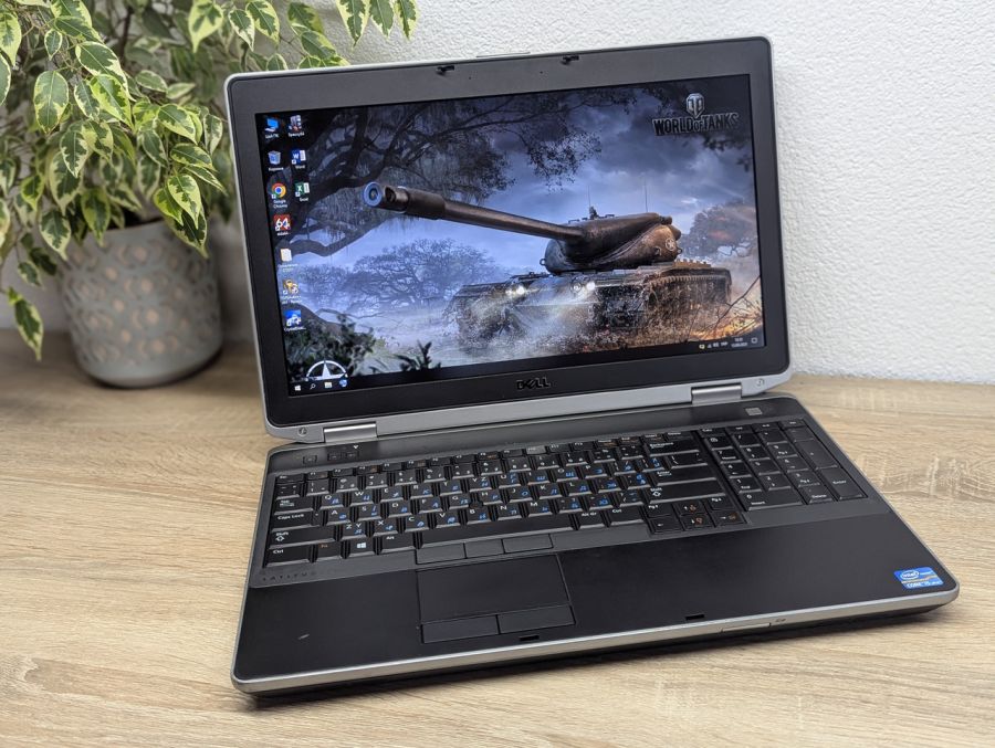 Ноутбук Б/В Dell Latitude E6530, Intel Core i5-3320M, DDR3 8 GB, SSD 128GB, 15.6" HD