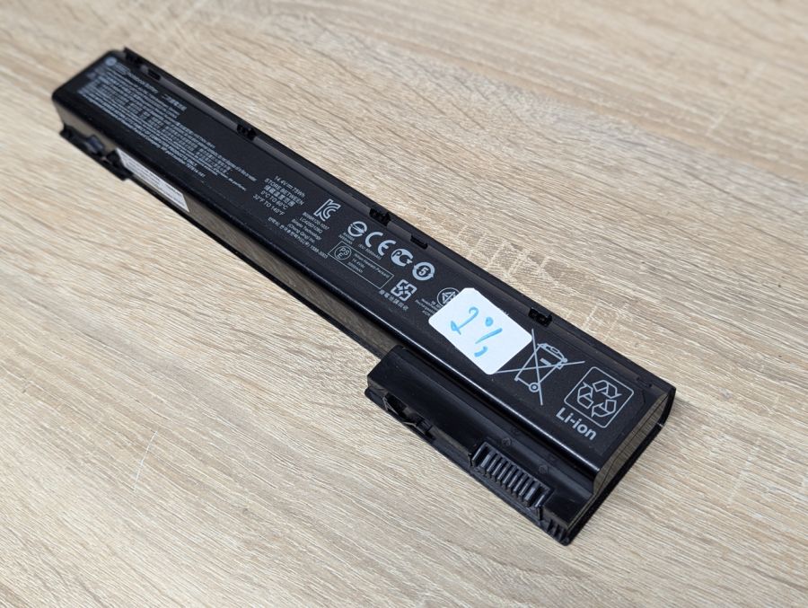 Б/В Оригінальна акумуляторна батарея HP AR08XL
