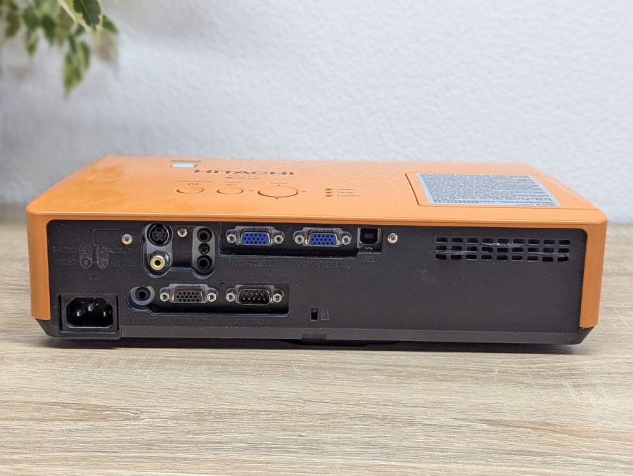 Б/В Проектор HITACHI ED-X50