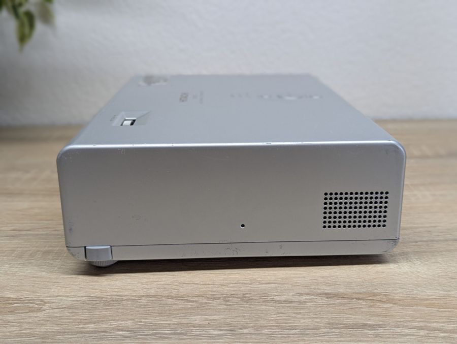Б/В Проектор HITACHI CP-RS50