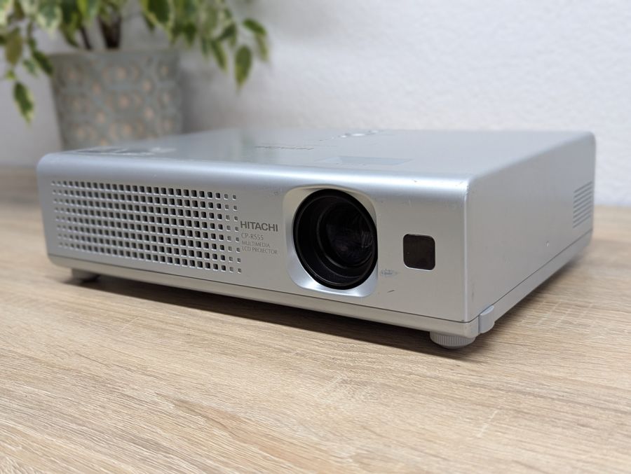 Б/В Проектор HITACHI CP-RS50