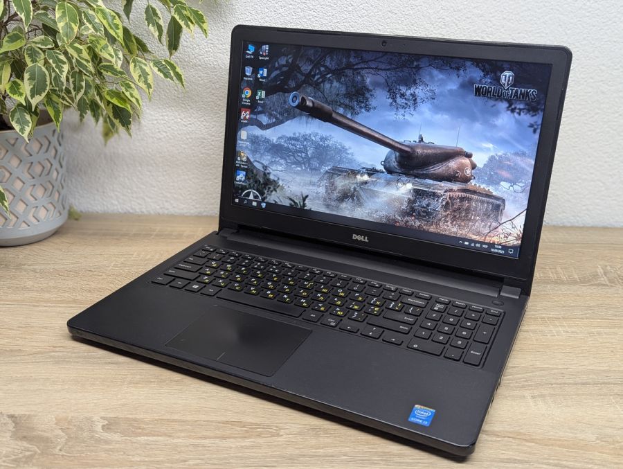 Ноутбук Б/В Dell Vostro 3558, Intel Core i3-4005U, DDR3 8GB, SSD 256GB, 15.6" HD