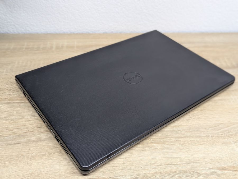 Ноутбук Б/В Dell Vostro 3558, Intel Core i3-4005U, DDR3 8 GB, SSD 128GB, 15.6" HD