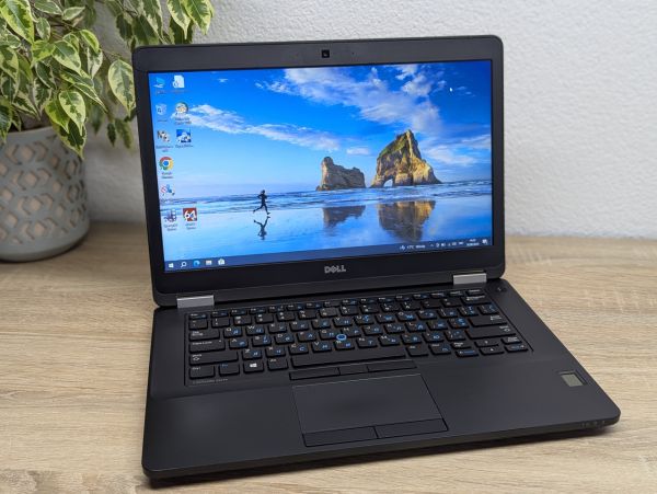 Уцінка! Ноутбук Б/В Dell Latitude E5470, Intel Core i5-6200U, DDR4 8 GB, SSD 256GB, 14" HD