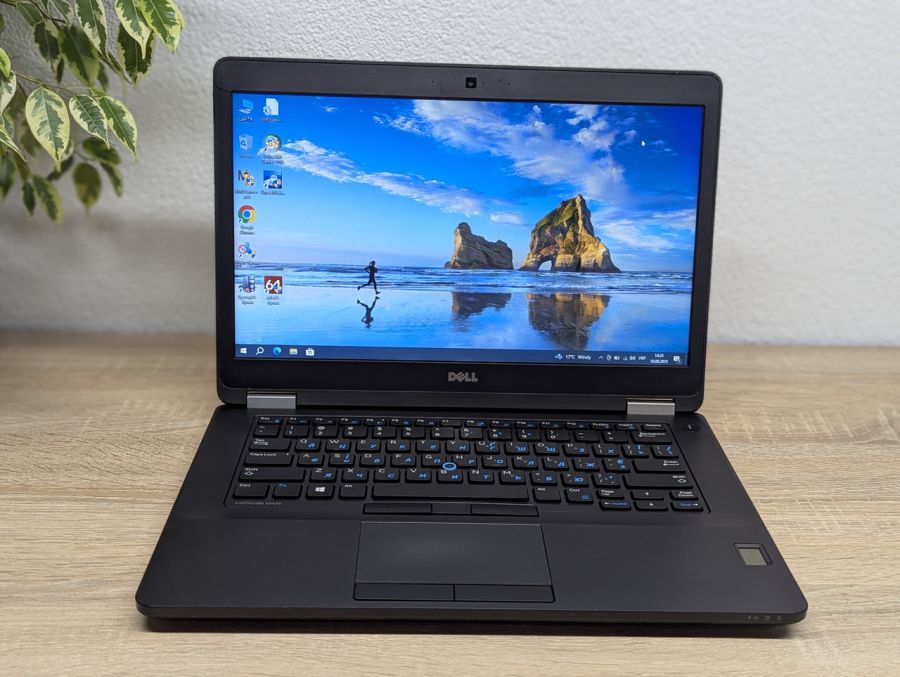 Уцінка! Ноутбук Б/В Dell Latitude E5470, Intel Core i5-6200U, DDR4 8 GB, SSD 256GB, 14" HD