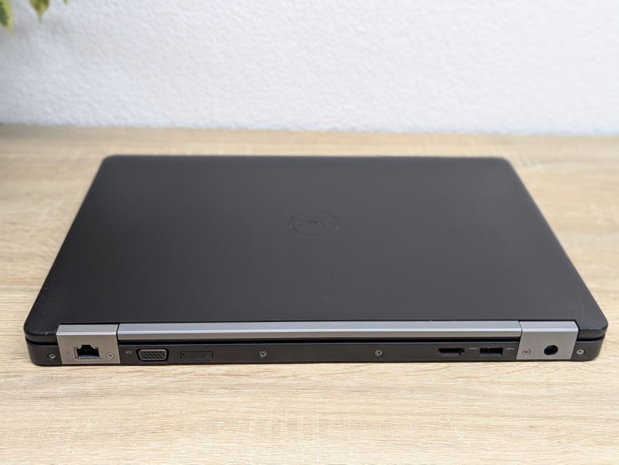 Уцінка! Ноутбук Б/В Dell Latitude E5470, Intel Core i5-6200U, DDR4 8 GB, SSD 256GB, 14" HD
