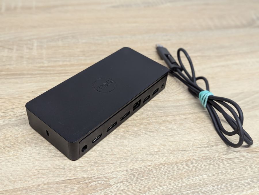 Б/В Док-станція Dell D6000 (USB 3.0, USB Type-C, HDMI, DisplayPort, Gigabit Ethernet)