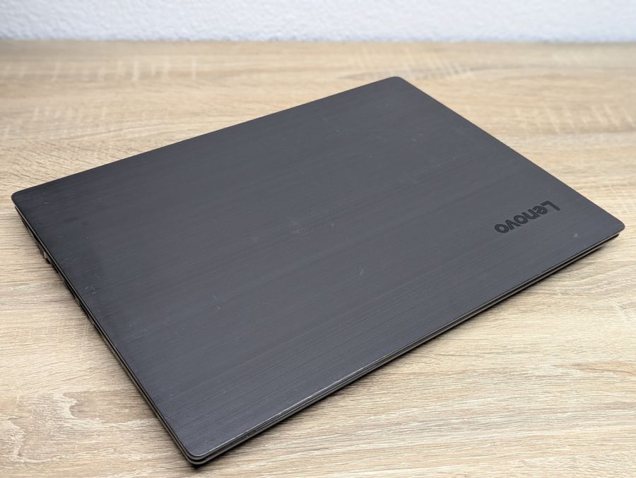 Ноутбук Б/В Lenovo V330-14IKB, Intel Core i5-8250U, DDR4 8 GB, SSD 128GB + HDD 500GB, 14" Full HD