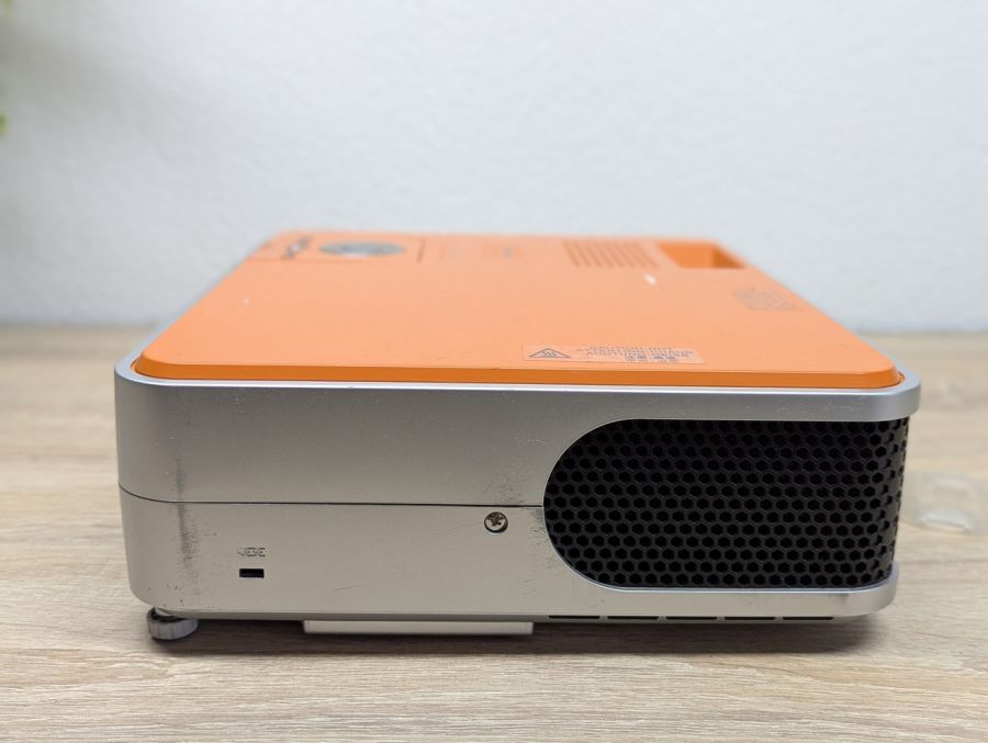 Б/В Проєктор Б/К Toshiba TLP-x2000