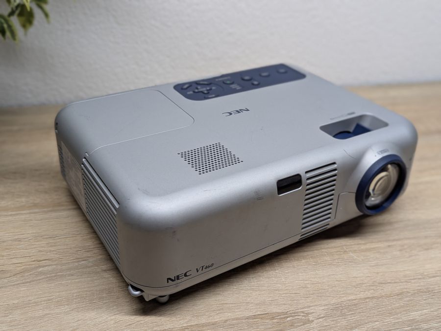 Б/В Проєктор NEC VT460