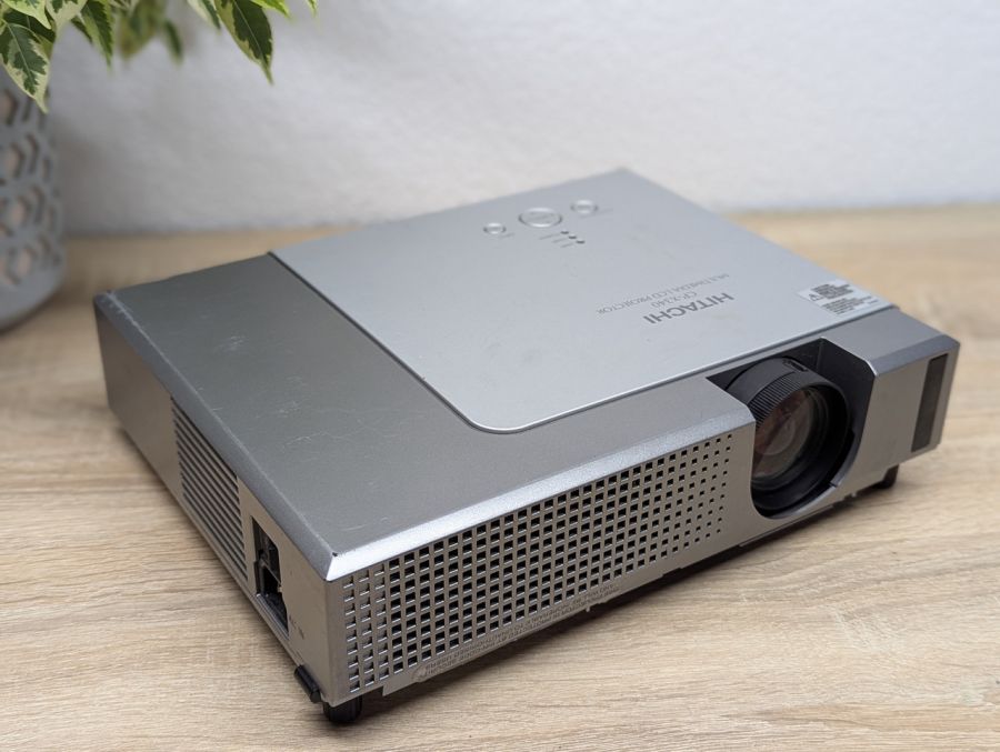 Б/В Проєктор Hitachi CP-X340
