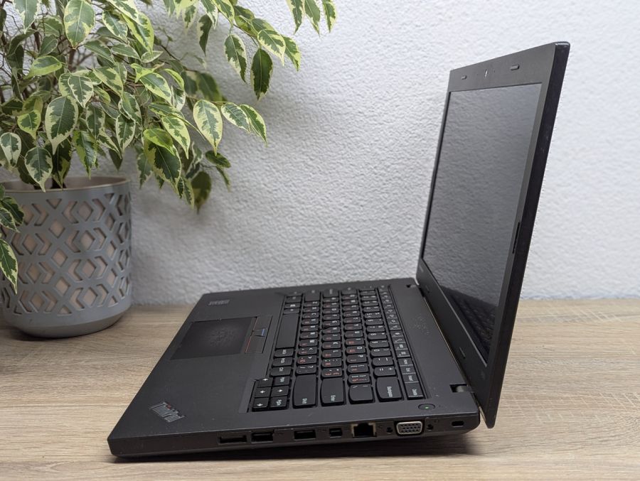 Уцінка! Ноутбук Б/В Lenovo ThinkPad L450, Intel Core i5-5300U, DDR3 8 GB, SSD 128GB, 14" Full HD