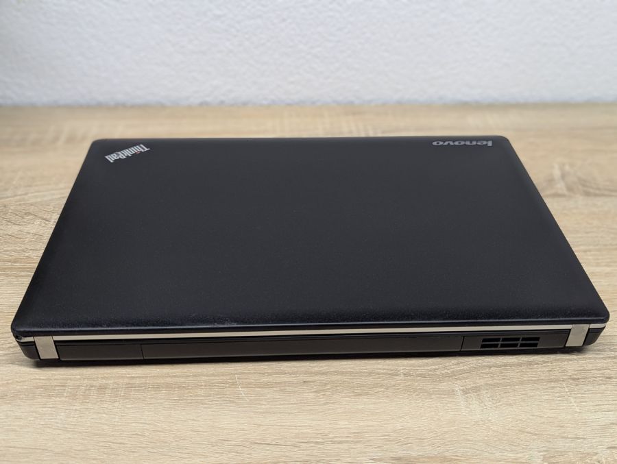 Уцінка! Ноутбук Б/В Lenovo Think Pad E530, Intel Core i5-3210M, DDR3 8 GB, SSD 256GB, 15.6" HD