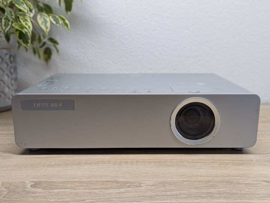 Б/В Проєктор Б/К Panasonic LB75 XGA