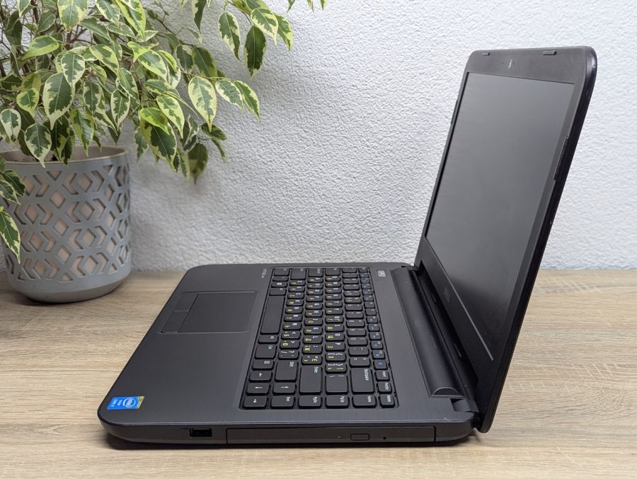 Уцінка! Ноутбук Б/В Dell Latitude 3440, Intel Core i3-4010U, DDR3 8 GB, SSD 128GB, 14" HD