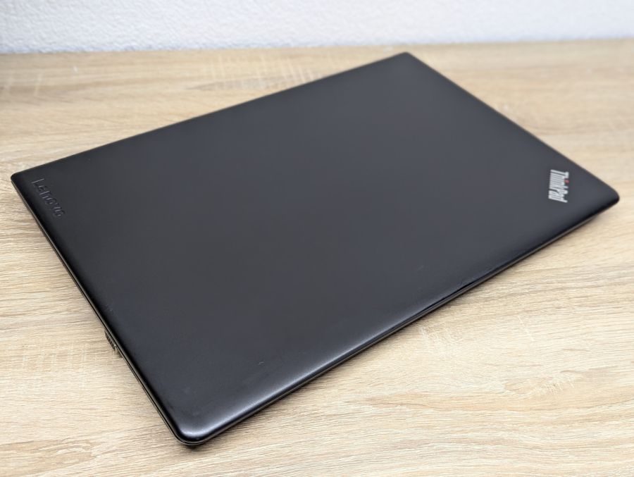 Ноутбук Б/В Lenovo ThinkPad E570, Intel Core i3-7100U, DDR4 8 GB, SSD 128GB, 15.6" HD