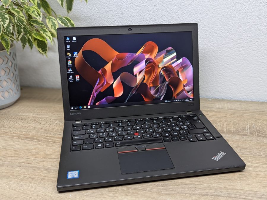 Ноутбук Б/В Lenovo ThinkPad X260, Intel Core i5-6300U, DDR4 8GB, SSD 128GB, 12" Full HD