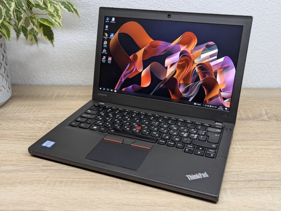 Ноутбук Б/В Lenovo ThinkPad X260, Intel Core i5-6300U, DDR4 8 GB, SSD 128GB, 12" Full HD