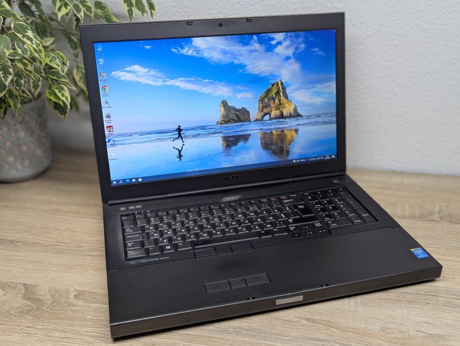 Уцінка! Ноутбук Б/В Dell Precision M6800, Intel Core i7-4810MQ, DDR3 32 GB, SSD 360GB, NVIDIA Quadro K4100 4Gb, 17" Full HD