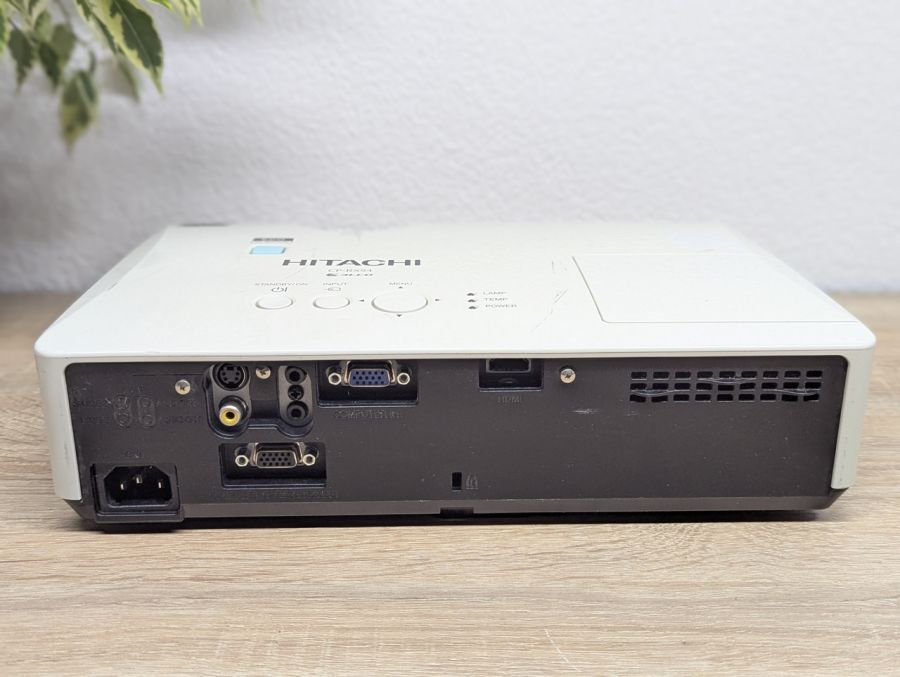 Б/В Проектор HITACHI CP-RX94