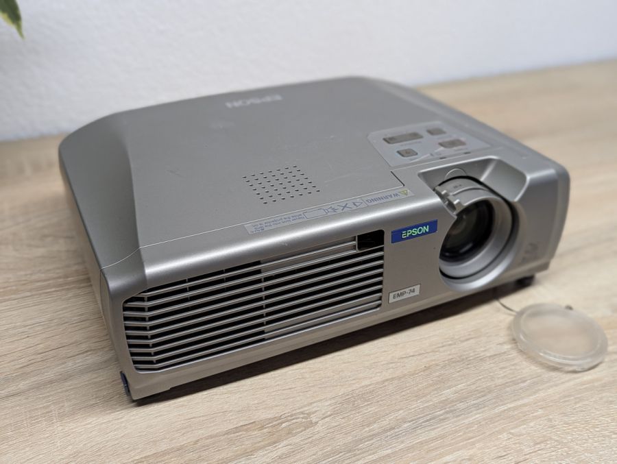 Б/В Проєктор EPSON EMP-74