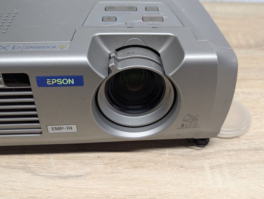 Б/В Проєктор EPSON EMP-74