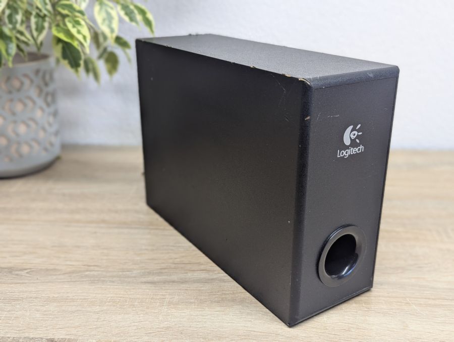 Б/В Сабвуфер Logitech S-220
