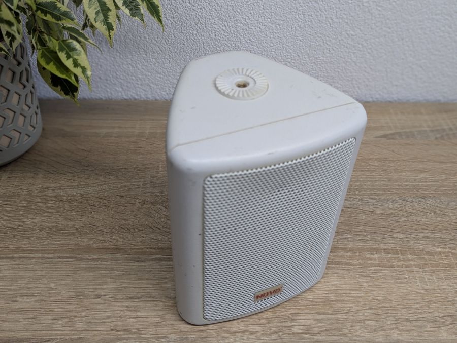 Б/В Полична колонка NUVO WA-30 SPKR