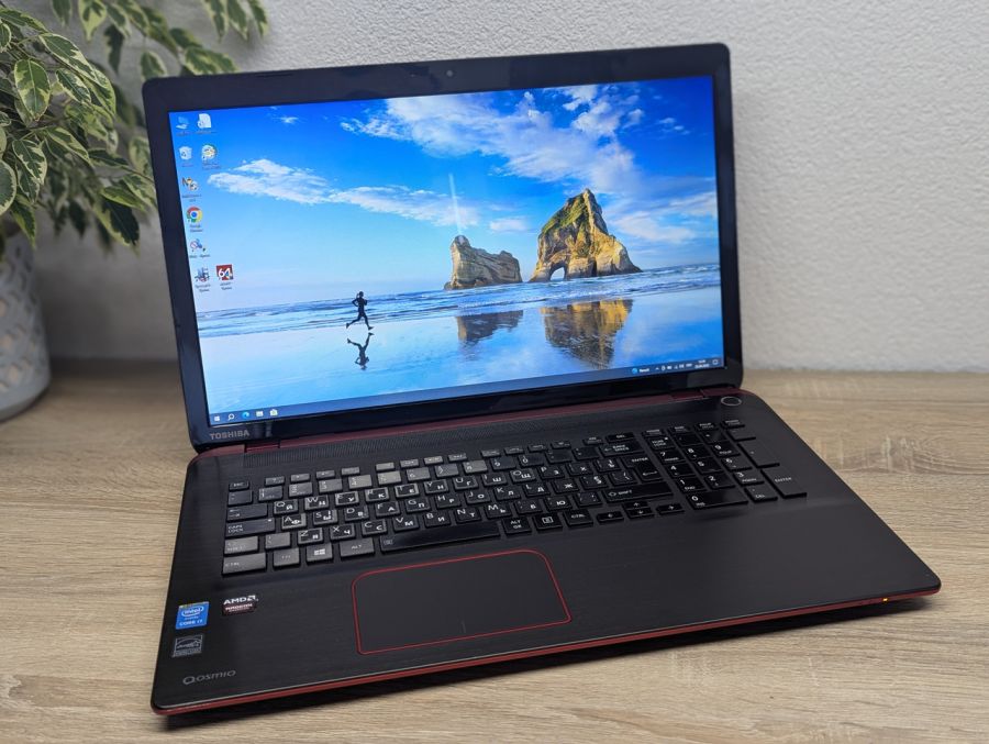Уцінка! Ноутбук Б/В Toshiba Qosmio X70-B, Intel Core i7-4710HQ, DDR3 16 GB, SSD 360GB, AMD Radeon R9 M200X 4Gb, 17" Full HD