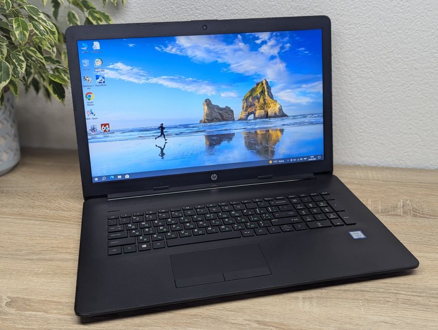 Ноутбук Б/В HP Laptop17, Intel Core i5-8265U, DDR4 8 GB, SSD 128GB + HDD 1TB, 17.3" UHD