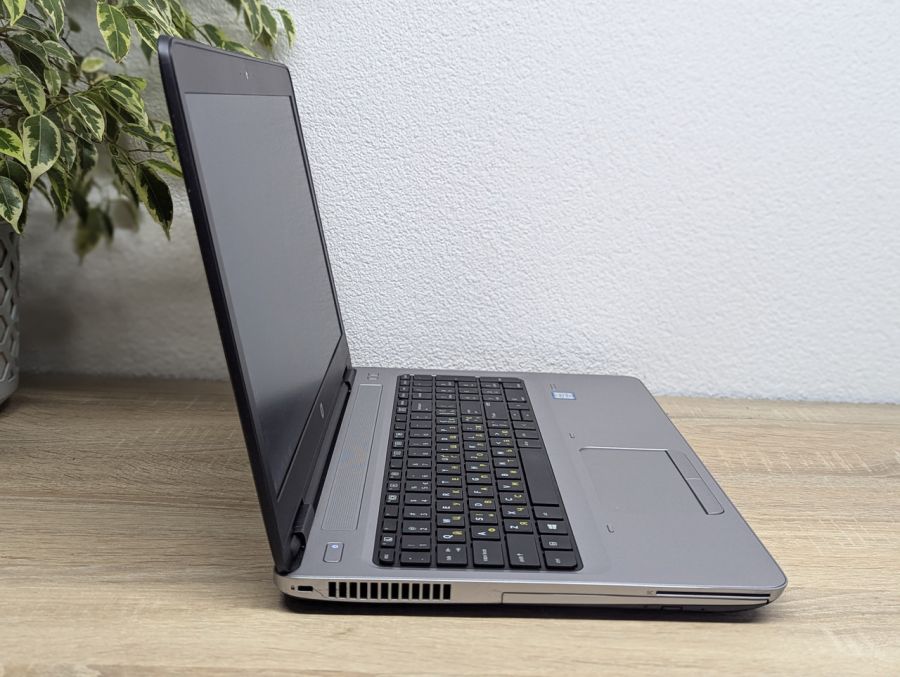 Уцінка! Ноутбук Б/В HP ProBook 650 G2, Intel Core i5-6200U, DDR4 8 GB, SSD 128GB, 15.6" HD