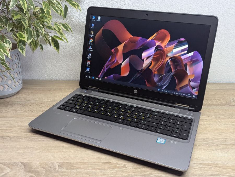 Уцінка! Ноутбук Б/В HP ProBook 650 G2, Intel Core i5-6200U, DDR4 8 GB, SSD 128GB, 15.6" HD