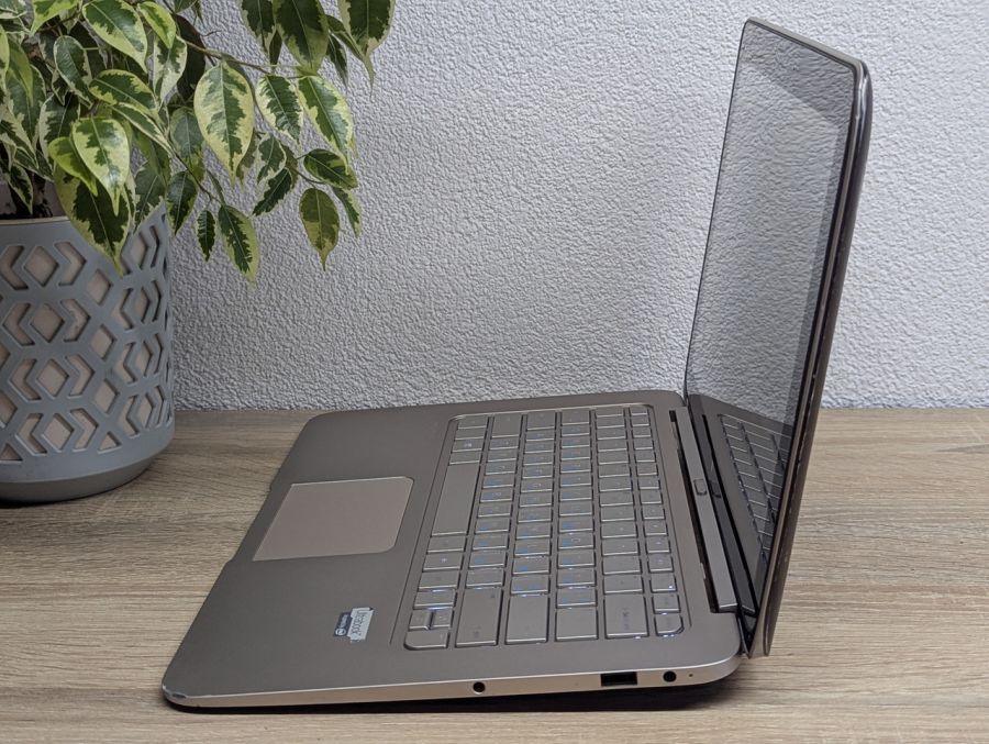 Ноутбук Б/В HP Spectre x2, Intel Core i3-4012Y, DDR3 4 GB, SSD 128GB, 14" Full HD Сенсор