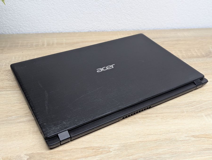 Уцінка! Ноутбук Б/В Acer Aspire 3 A315-51, Intel Core i3-8130U, DDR4 12 GB, SSD 128GB, 15.6" Full HD