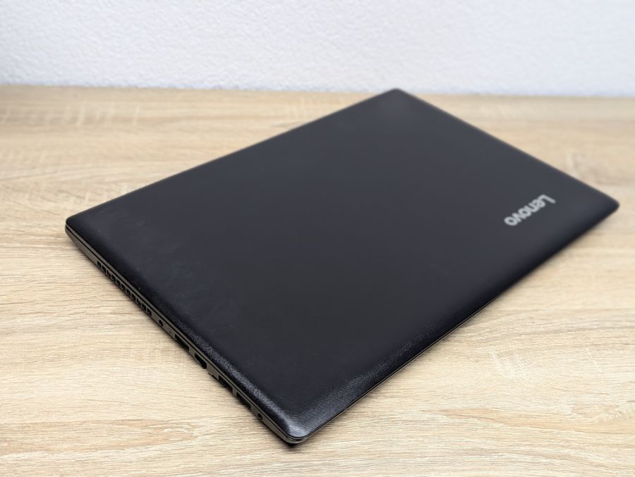 Ноутбук Б/В Lenovo IdeaPad 110, AMD A6-7310, DDR3 8 GB, SSD 256GB, Radeon R4, 15.6"