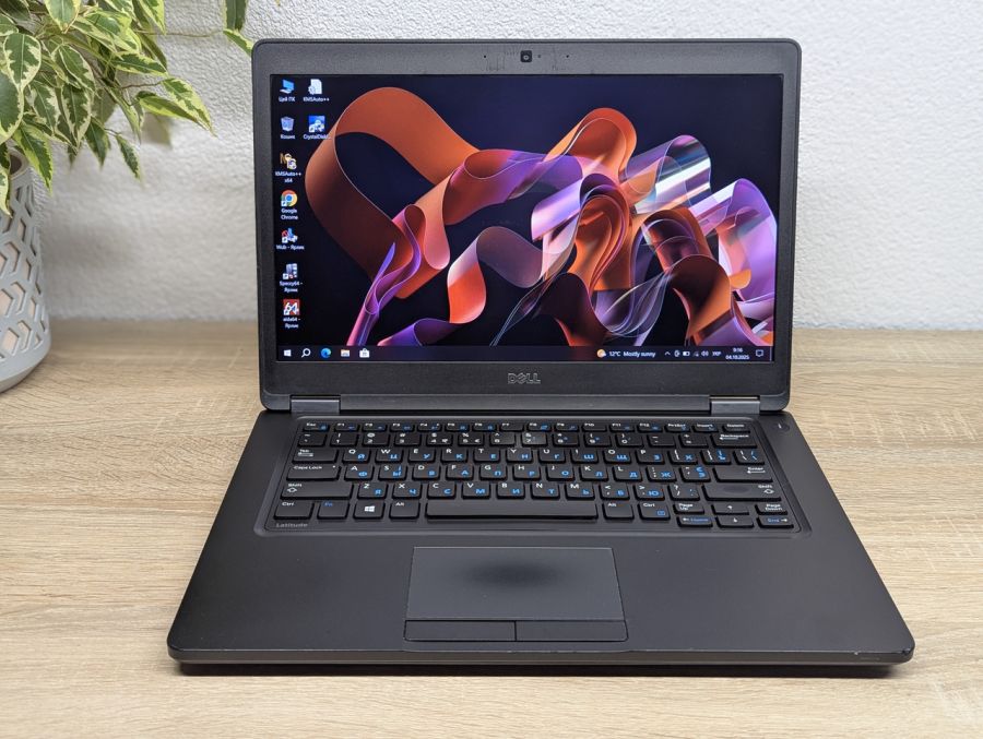 Уцінка! Ноутбук Б/В Dell Latitude 5480, Intel Core i5-6300U, DDR4 8 GB, SSD 128GB, 14" Full HD