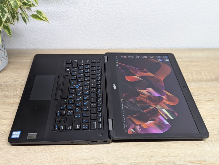 Уцінка! Ноутбук Б/В Dell Latitude E5470, Intel Core i7-6820HQ, DDR4 8 GB, SSD 128GB, 14" Full HD