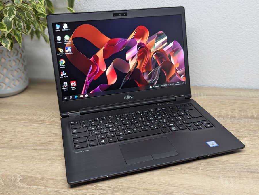 Ноутбук Б/В Fujitsu U747, Intel Core i5-6200U, DDR4 16 GB, SSD 128GB, 14" Full HD