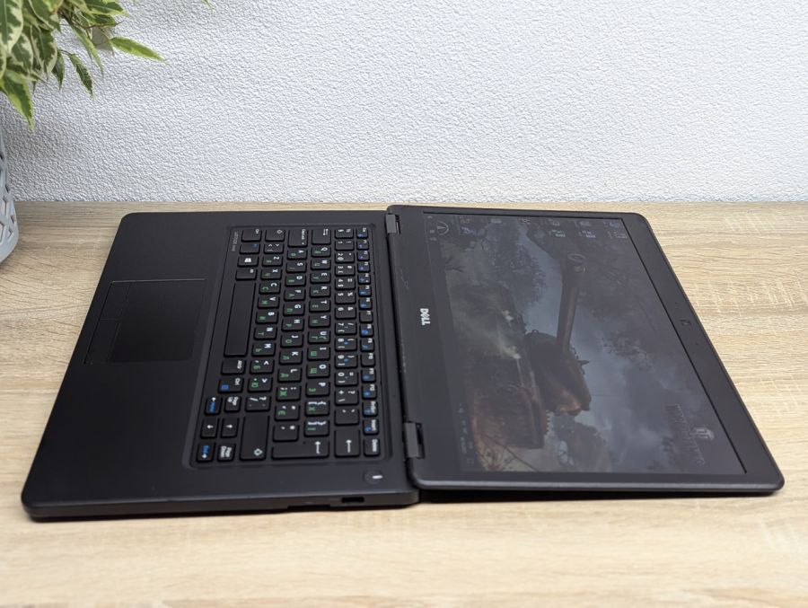 Уцінка! Ноутбук Б/В Dell Latitude E5450, Intel Core i5-5300U, DDR3 8 GB, SSD 256GB, 14" Full HD