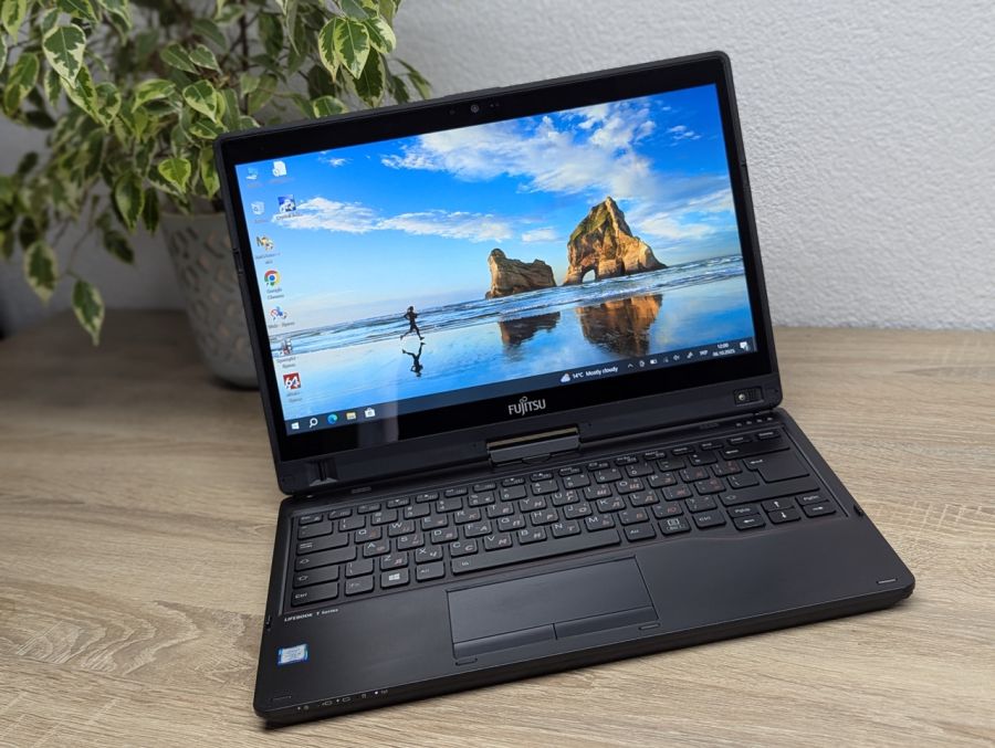 Уцінка! Ноутбук Б/В Fujitsu T937, Intel Core i5-7300U, DDR4 8 GB, SSD 256GB, 13" Full HD Сенсор