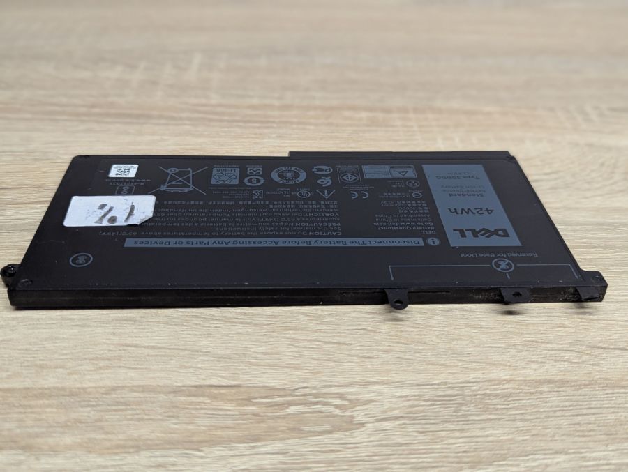 Б/В Оригінальна акумуляторна батарея Dell 3DDDG
