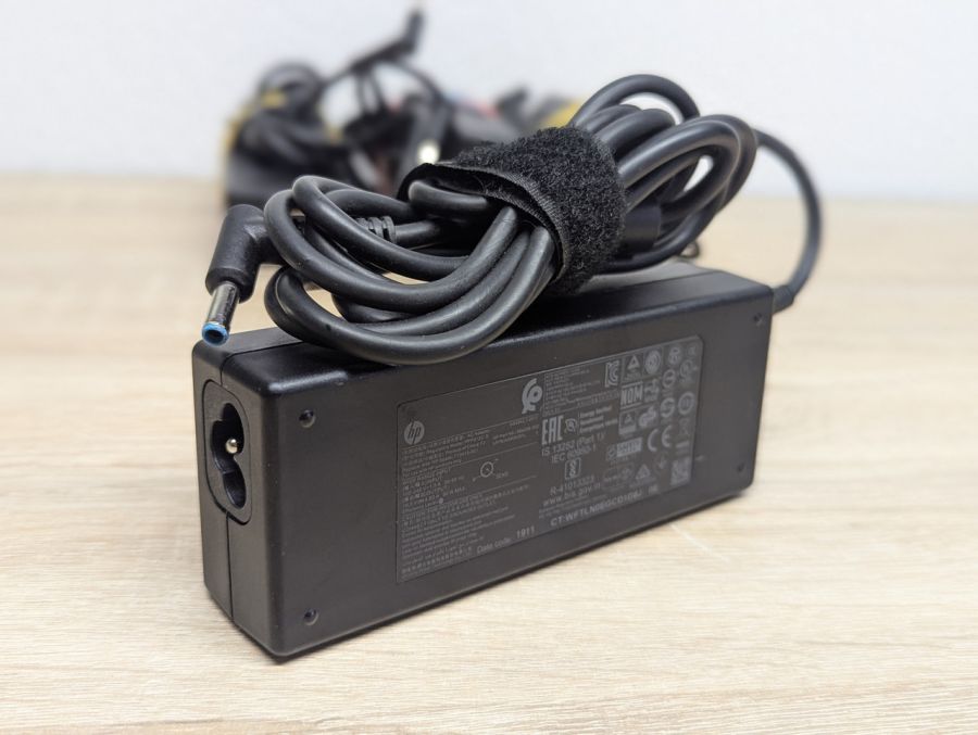 Б/В HP Blue+Pin *90w 4.5*3.0