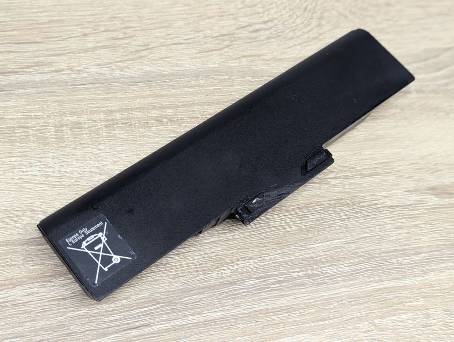 Б/В Оригінальна акумуляторна батарея Sony VGP-BPS21B