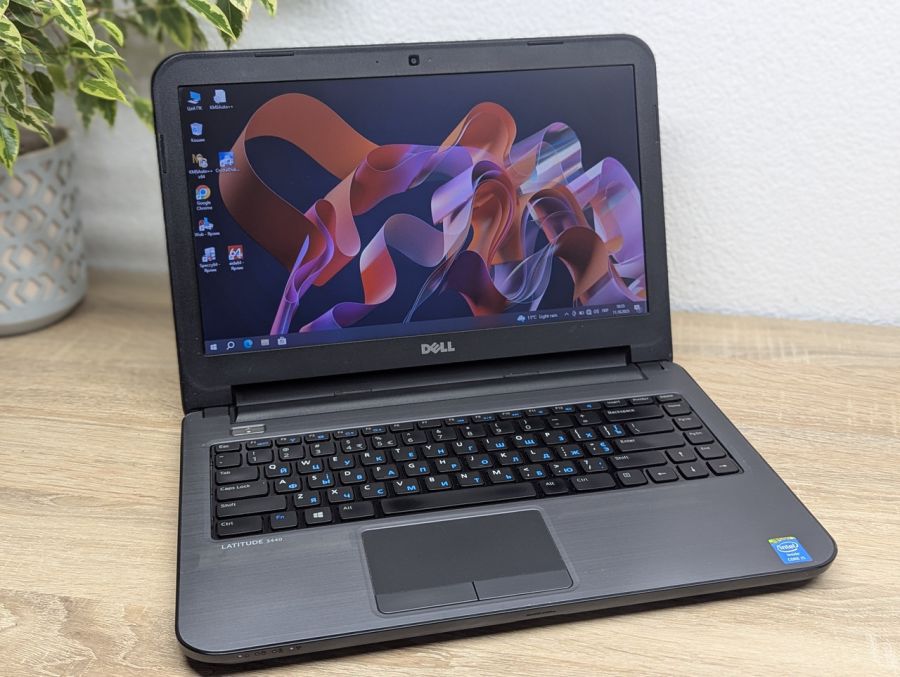 Уцінка! Ноутбук Б/В Dell Latitude 3440, Intel Core i5-4210U, DDR3 8 GB, SSD 128GB, 14" HD