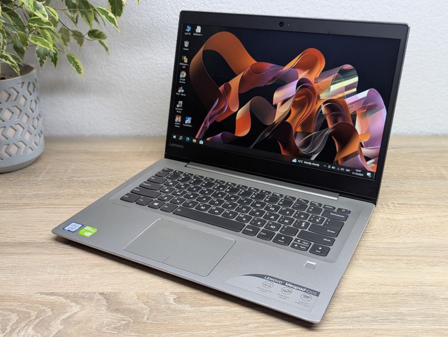 Ноутбук Б/В Lenovo IdeaPad 520S, Intel Core i5-8250U, DDR4 16 GB, SSD 128GB + SSD 500GB, NVIDIA GeForce 940MX 2Gb, 14" Full HD