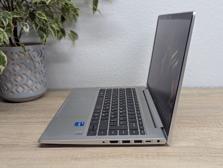 Уцінка! Ноутбук Б/В HP ProBook 440 G8, Intel Core i5, DDR4 16 GB, SSD 256GB, 14" Full HD