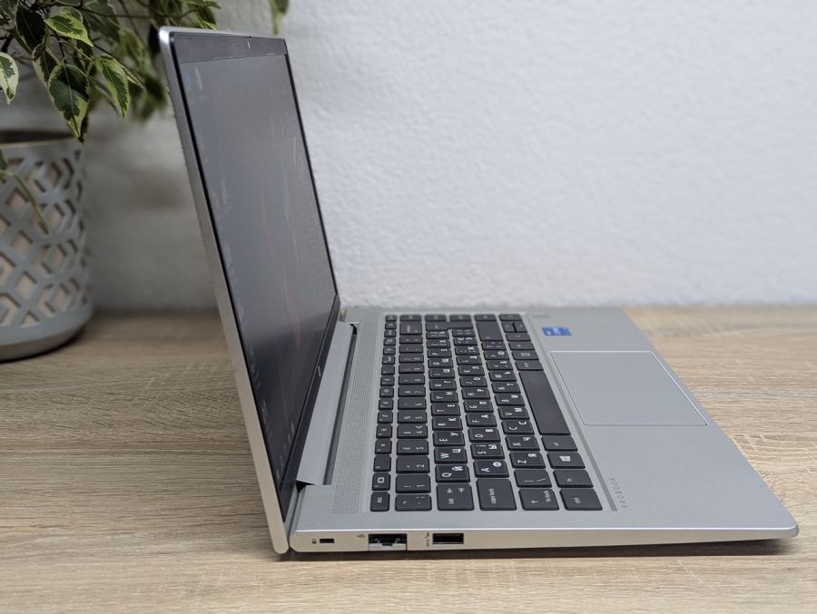 Уцінка! Ноутбук Б/В HP ProBook 440 G8, Intel Core i5, DDR4 16 GB, SSD 256GB, 14" Full HD